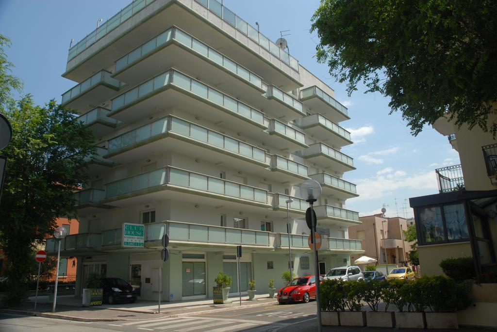 קאטוליקה Residence Hotel Club House מראה חיצוני תמונה